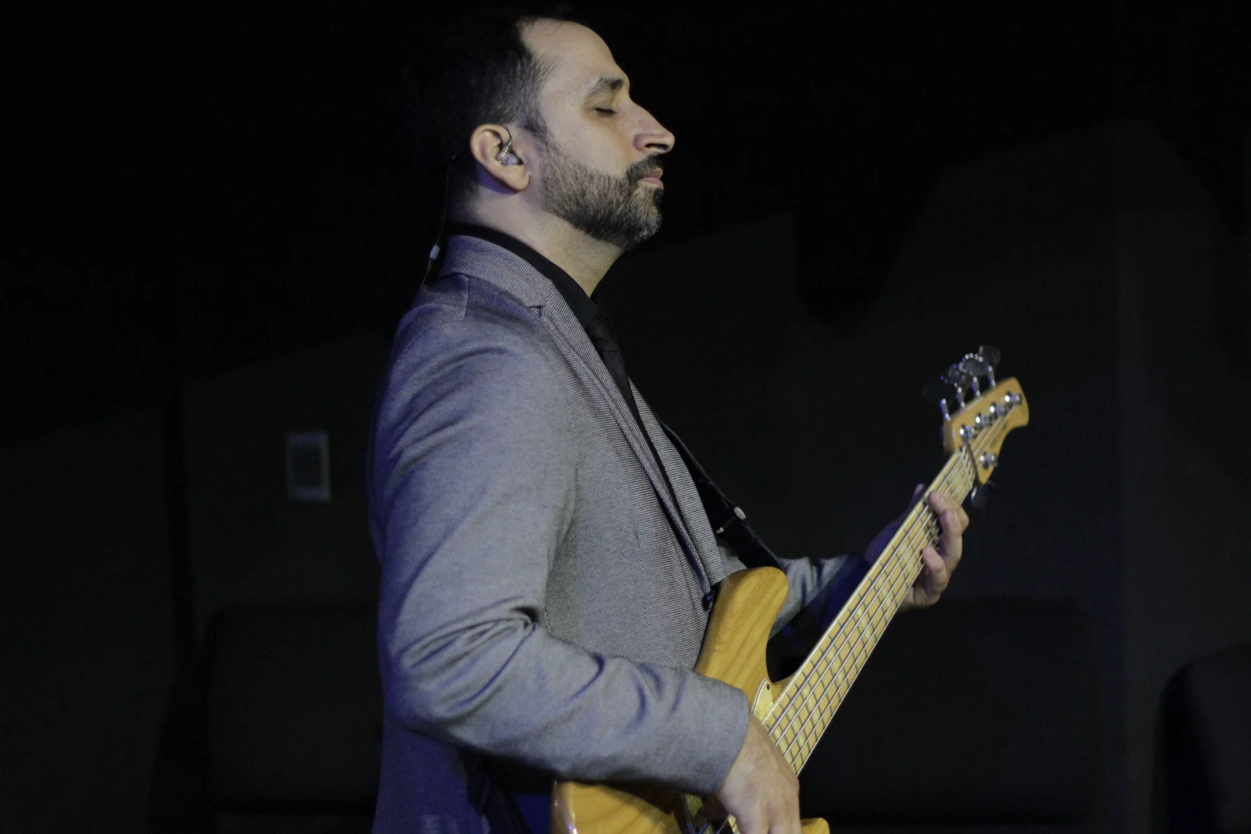 Bajista de ICC Worship