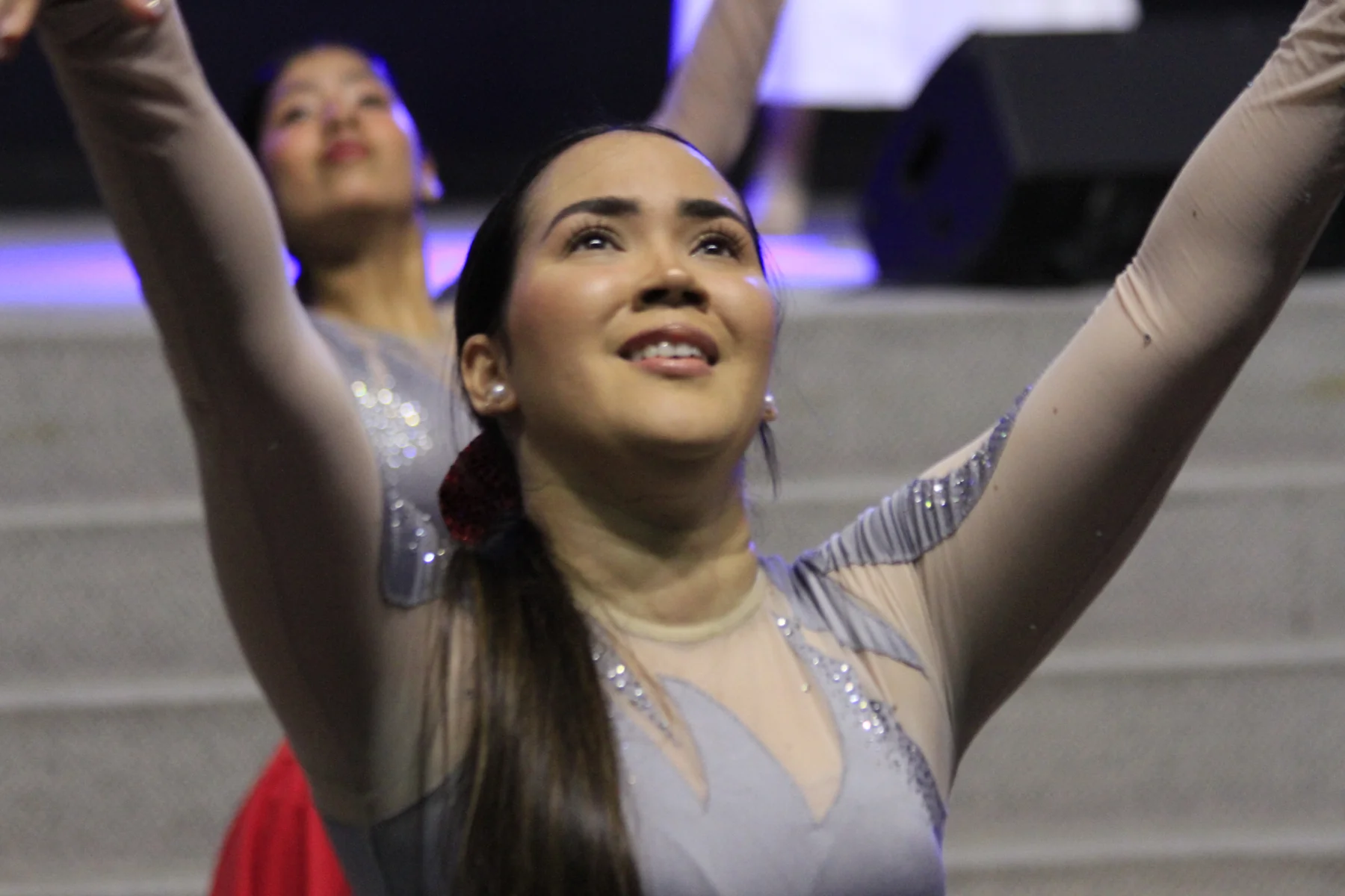 Adoración durante una presentación de danzas